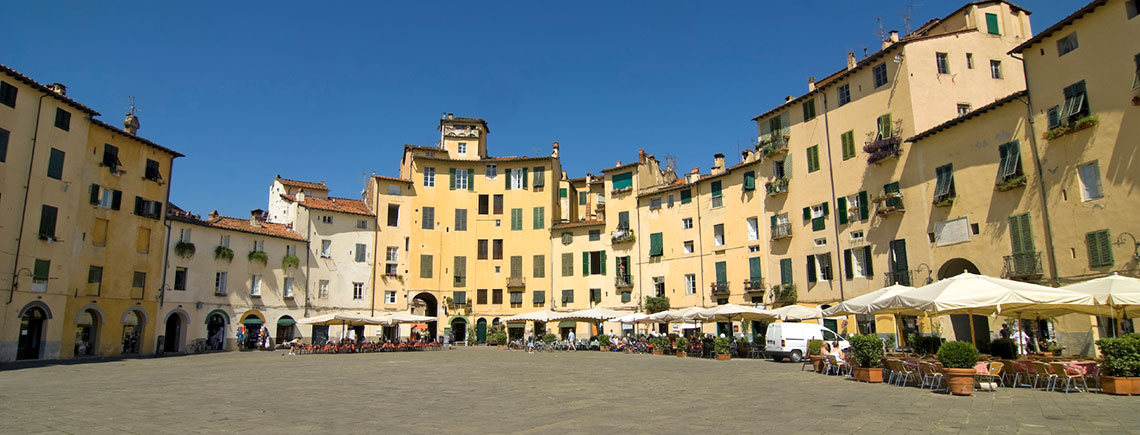 Weddings in Lucca